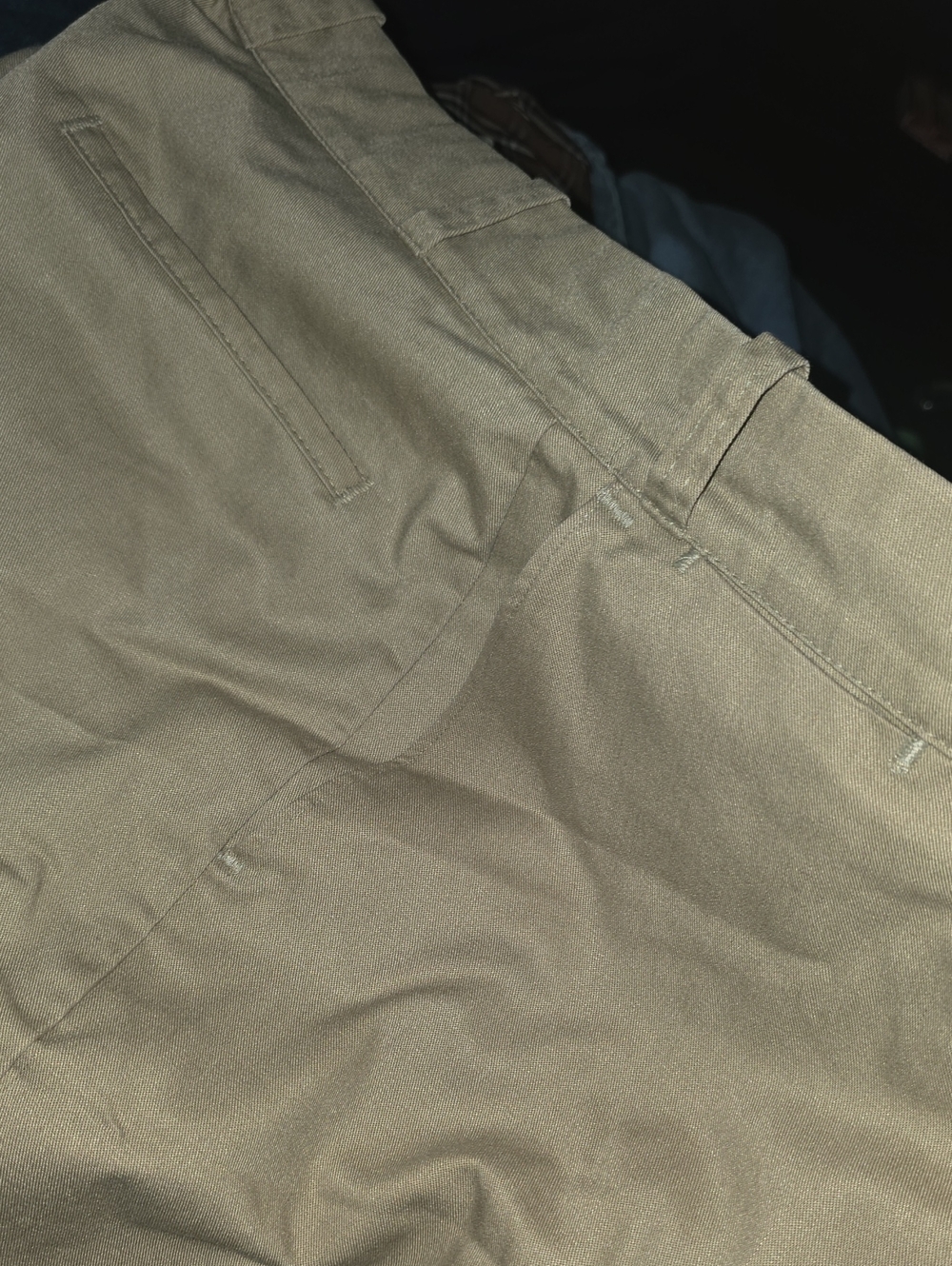 Men's Classic Chino Pants in Olive Tan